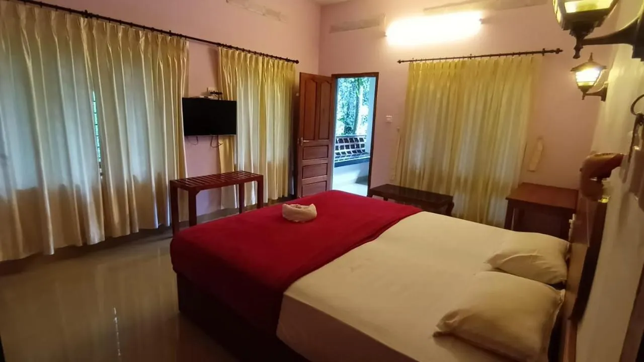 Horn Bill Cottage Thekkady 0*,